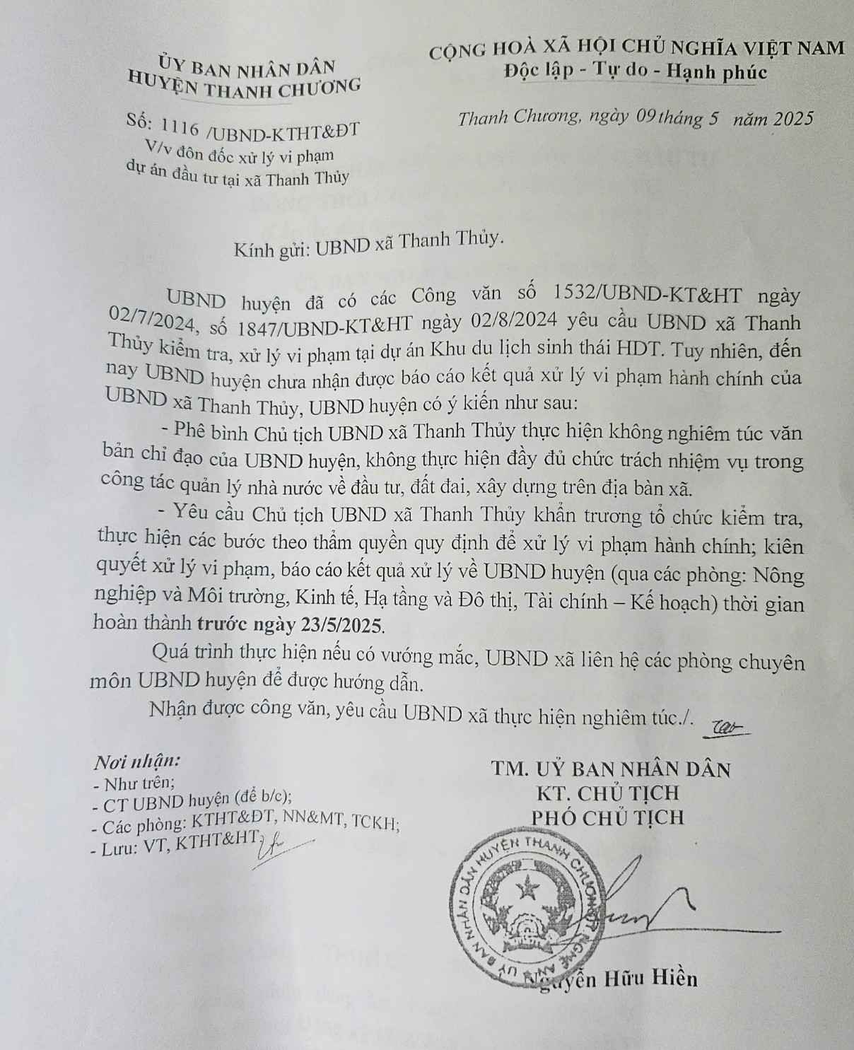 UBND huyện Thanh Chương phê bình lãnh đạo xã Thanh Thủy chậm trễ xử lý sai phạm tại dự án du lịch sinh thái HDT. Ảnh: Phạm Thông