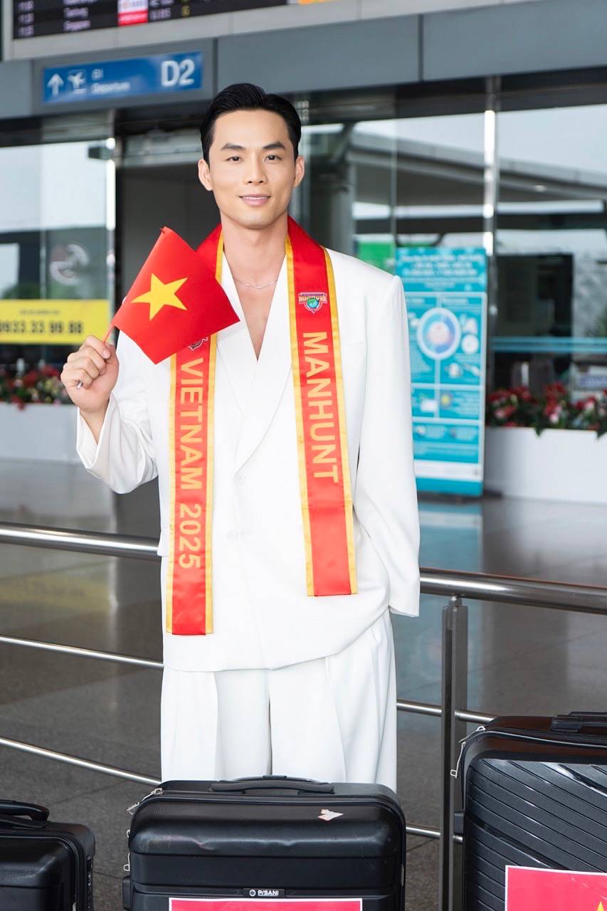 Vu Linh len duong du thi. Anh: Son Pham. 