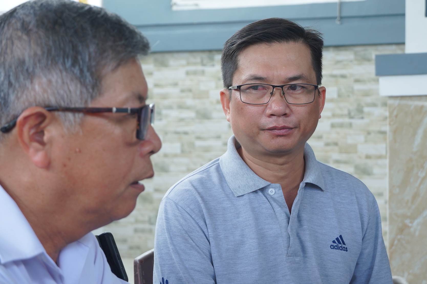 Ong Ha Huu Tam - Quan ly co so giet mo, Cong ty C.P tai Hau Giang. Anh: Ta Quang