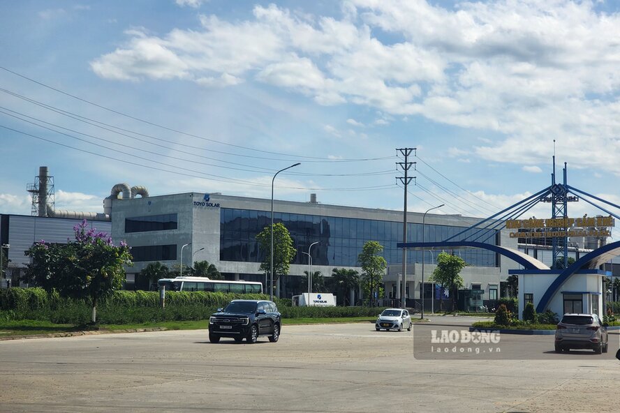 The heat is severe in Cam Khe district, Phu Tho province today. Photo: To Cong