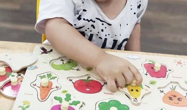 Parents can apply the "reversal psychology" method to effectively teach children. Photo: Trang Pham