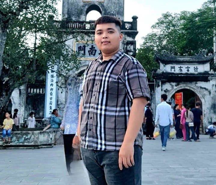 Anh Duy sẽ tham khảo đánh giá của người lao động khác trên các hội nhóm trước khi quyết định vào làm. Ảnh: NVCC. 
