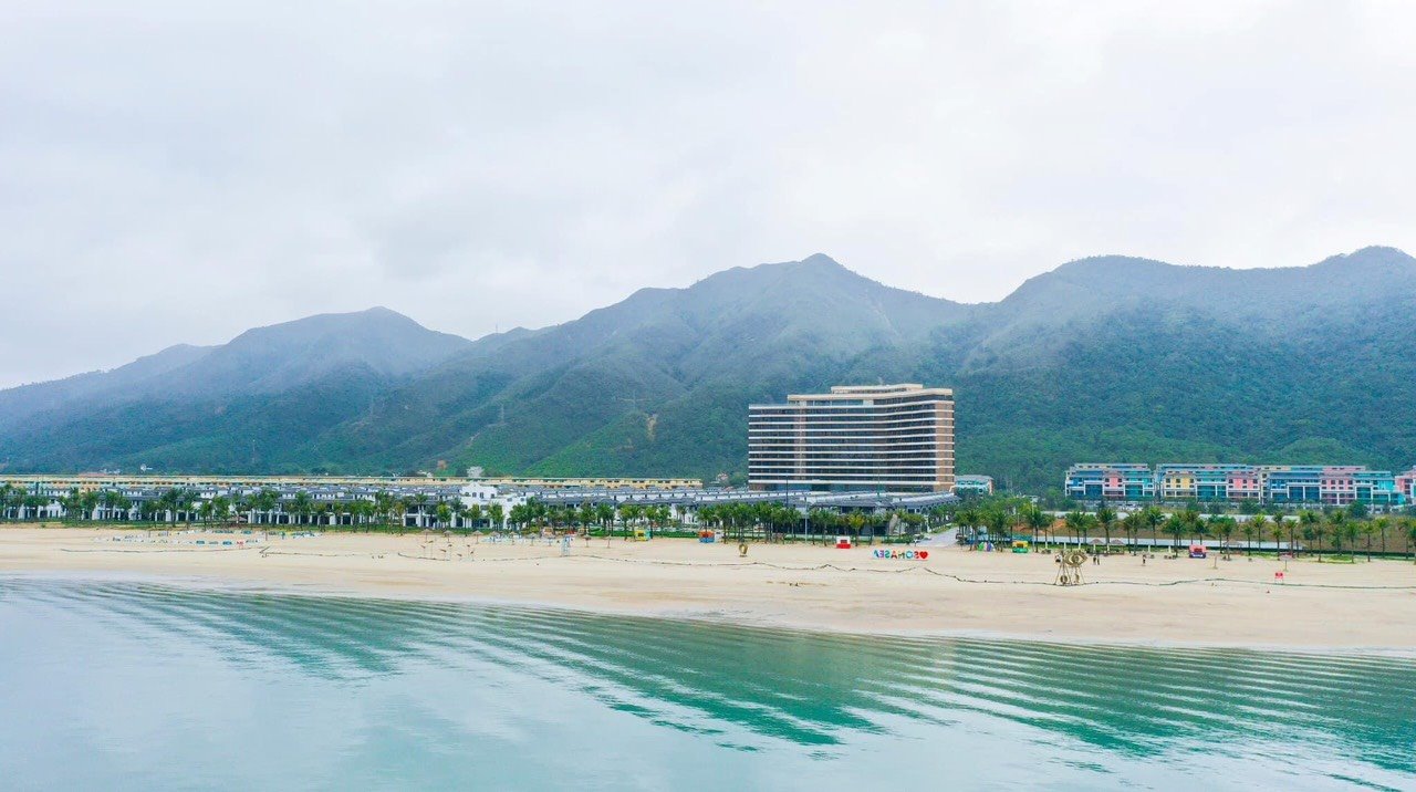 A resort in Van Don - the future specialty of Quang Ninh. Photo: Thanh Tung