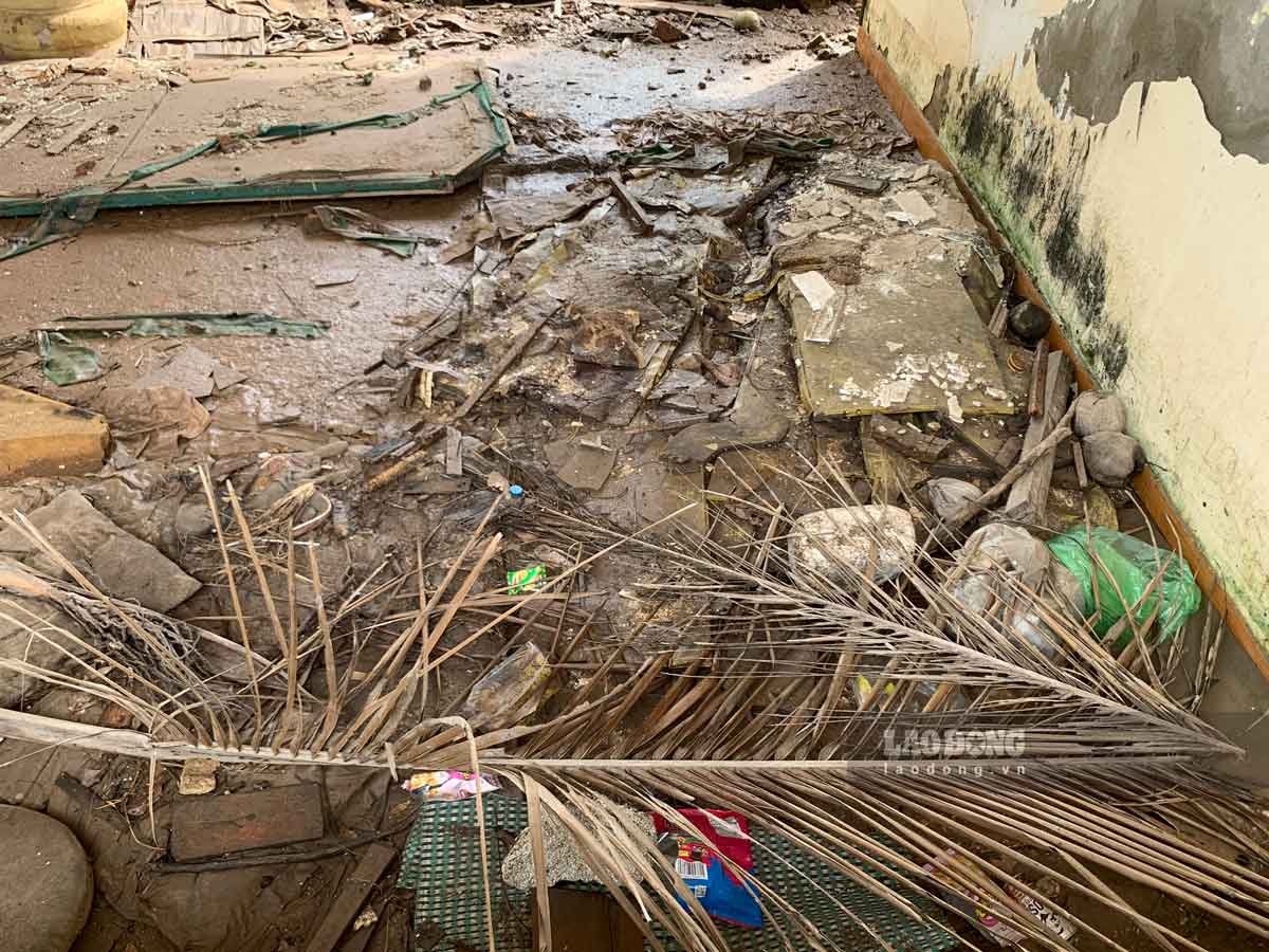 Cảnh nhếch nhác ở một khách sạn trong Khu du lịch Quất Lâm. Ảnh: Hà Vi