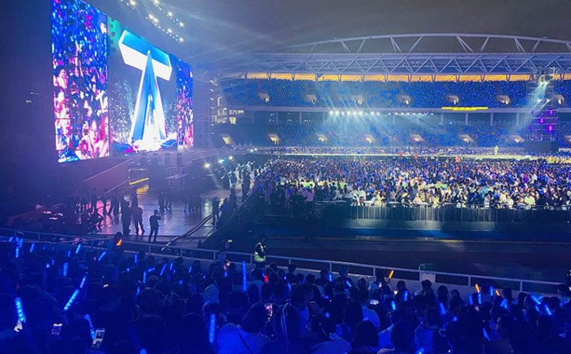 Say Hi Brother concert. Photo: Mi Lan