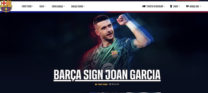 Joan Garcia fue presentada en la pagina de inicio de Barcelona.