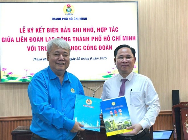 Hợp tác đào tạo, bồi dưỡng nâng cao trình độ, kiến thức cho cán bộ công đoàn