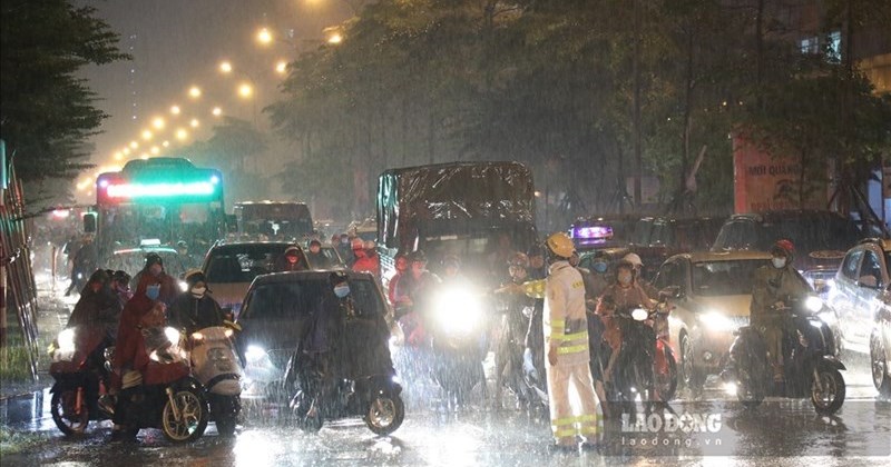 Forecast of very heavy rain in the Northern provinces, warning of dangerous weather