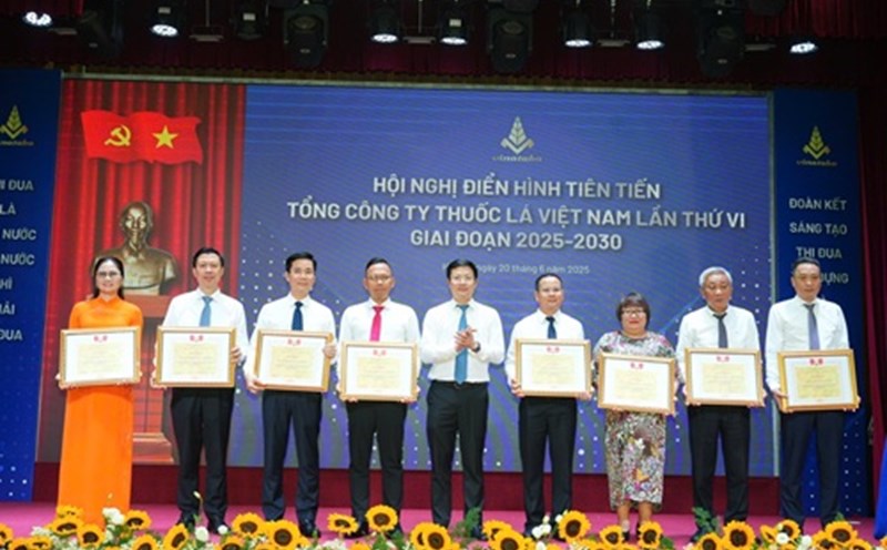 From emulation movements, the Tobacco Corporation has saved more than 1,000 billion VND. Photo: Hoang Yen