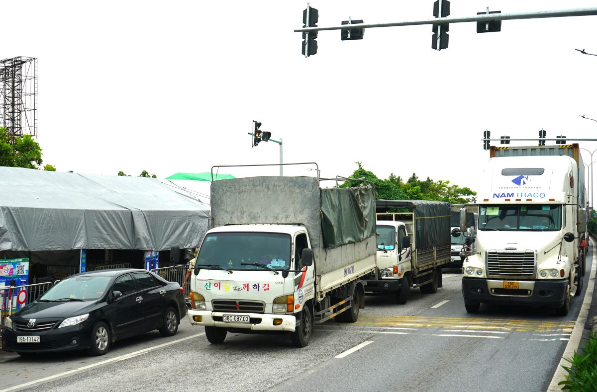 Hai Phong aprobo la decision de la politica de invertir en la autopista 5 - Carretera 10. Foto: Hoang Khoi