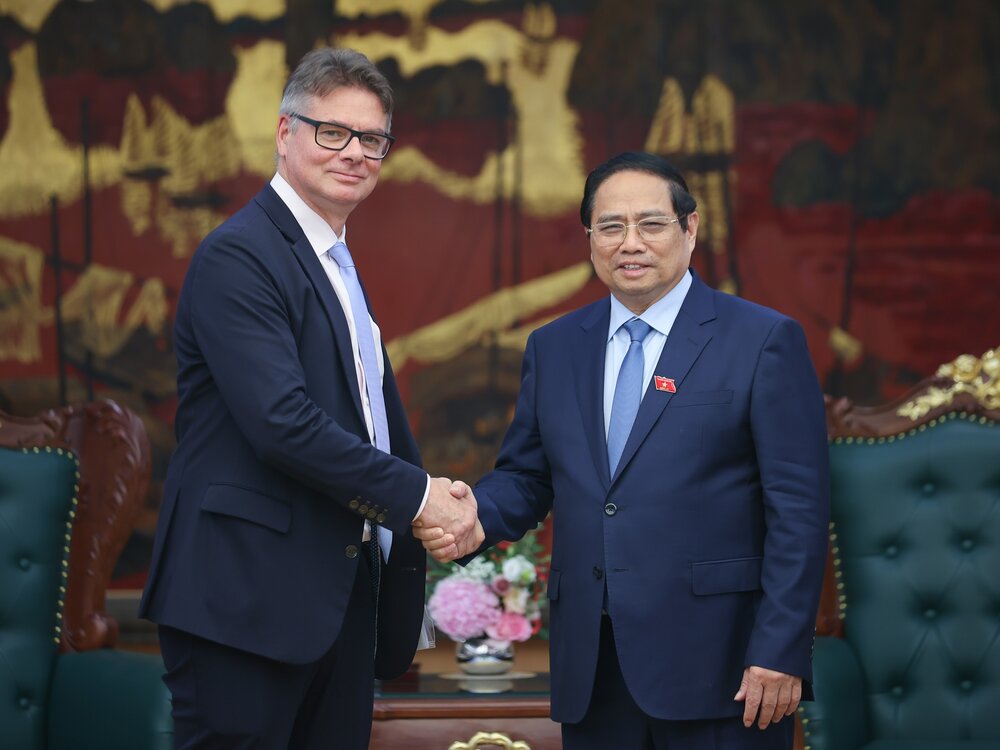 Politburo member and Prime Minister Pham Minh Chinh suggested that HP Company have a voice with the US side to have a tariff policy suitable for both sides. Photo: VGP