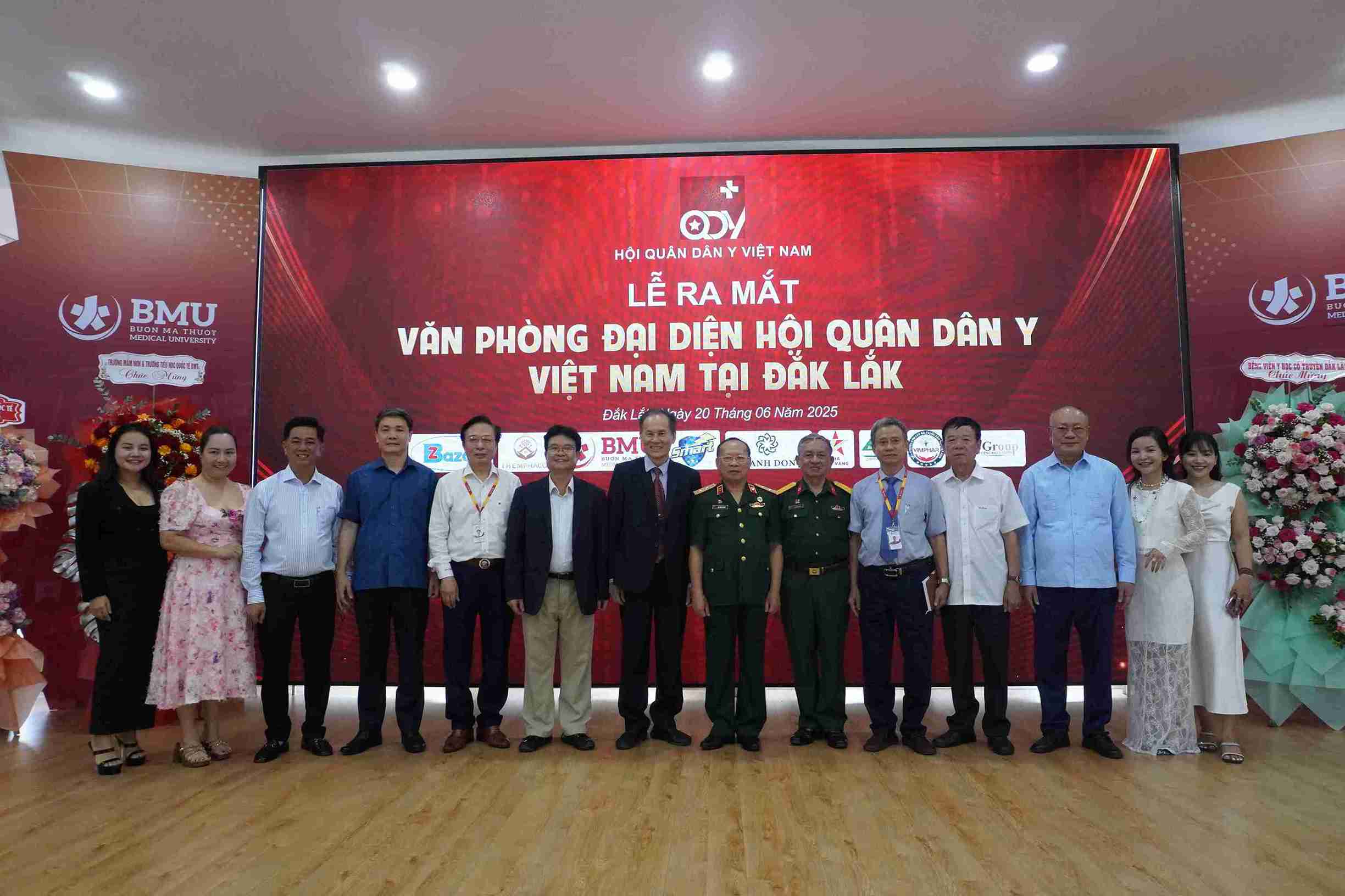 La Oficina de la Asociacion Medica Militar de Vietnam en Dak Lak contribuira a la salud de las personas en las tierras altas centrales. Foto: Bao Trung