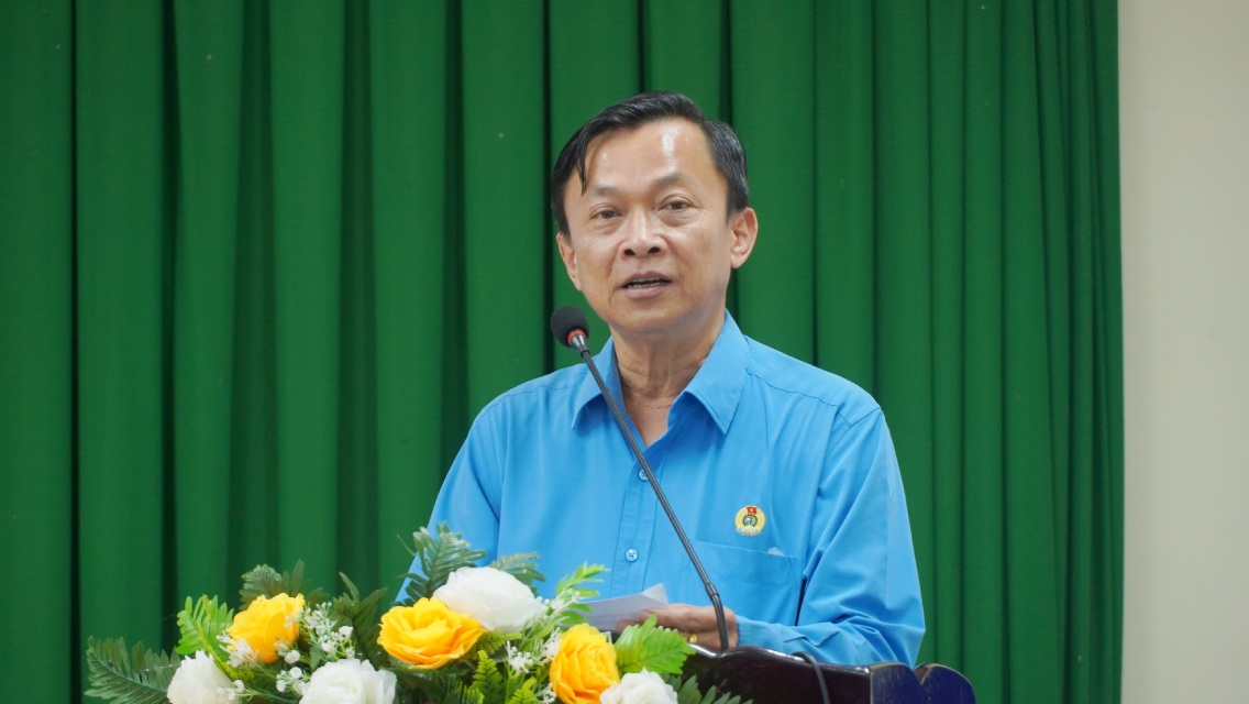 Chu tich LDLD tinh Hau Giang Le Cong Khanh phat bieu tai hoi nghi. Anh: Quang Hung