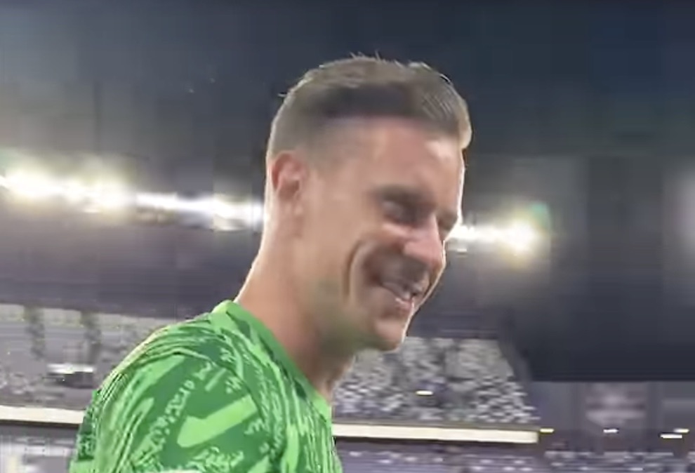 Marc-Andre Ter Stegen acaba de regresar despues de una lesion a largo plazo. Fotos cortadas del video