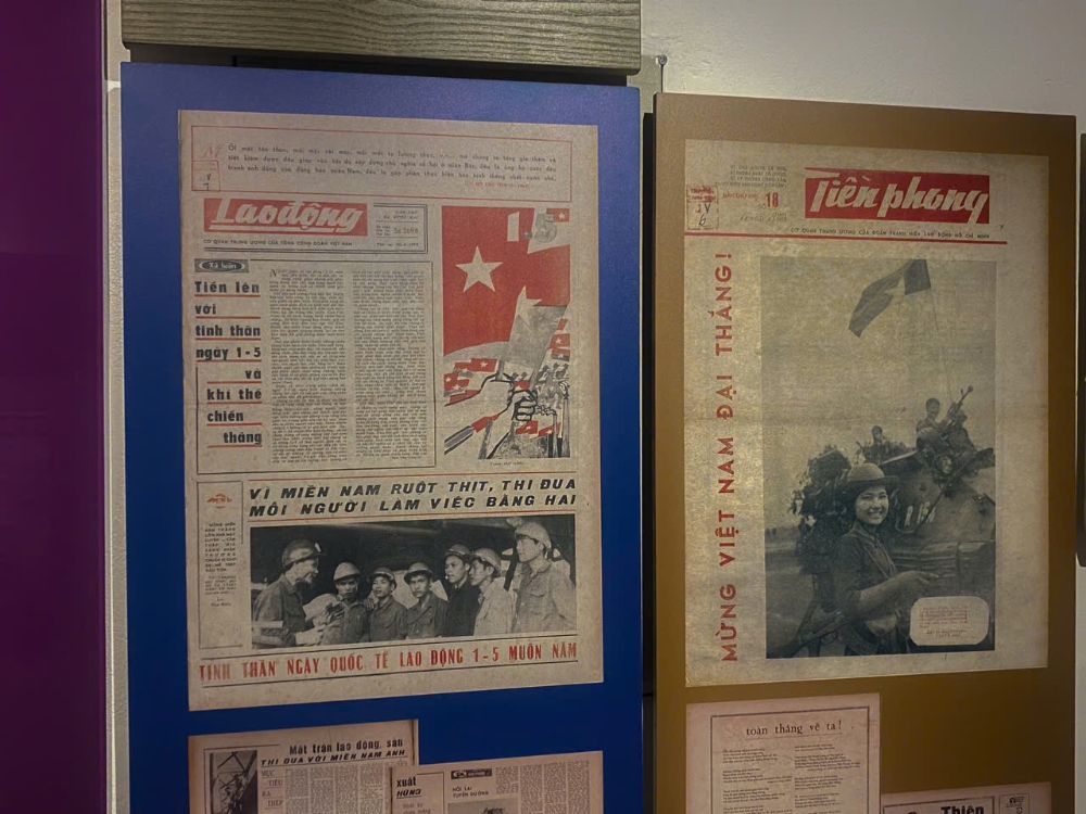 Lao Dong Newspaper is displayed in the collection of Vietnam Press. Photo: Hong Nhung