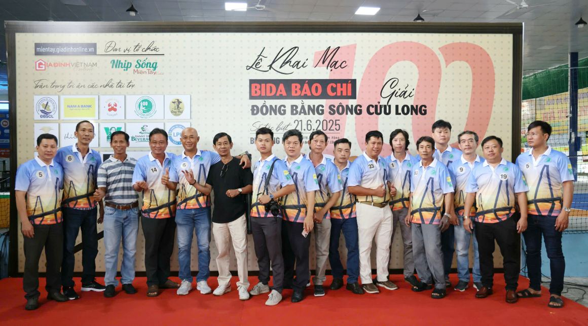 Cac co thu tai giai Bida. Anh: Minh Trung