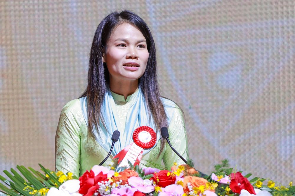 Periodista Nguyen Thi Ngan - Representante de la generacion de jovenes periodistas, hablando en el centenario del Dia de la Prensa Revolucionaria de Vietnam. Foto: Hai Nguyen
