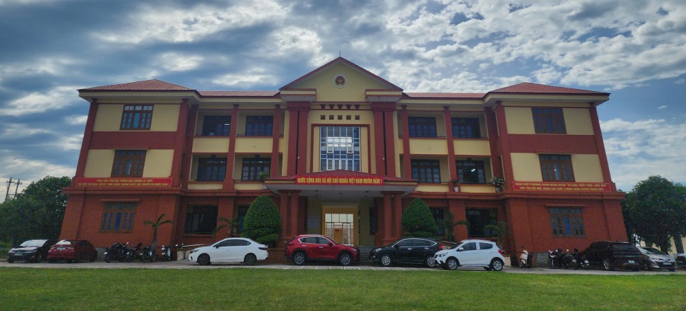 La Junta de Gestion del Proyecto de Inversion y Desarrollo de Construccion del Distrito Le Thuy es una unidad publica que no es de negocios, que se reorganizara antes de 1.7. Foto: Xuan Hoang