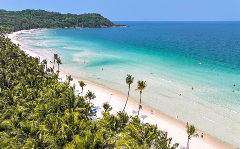Bai kem is likened to a paradise in Phu Quoc by tourists. Photo: Fatel Belek
