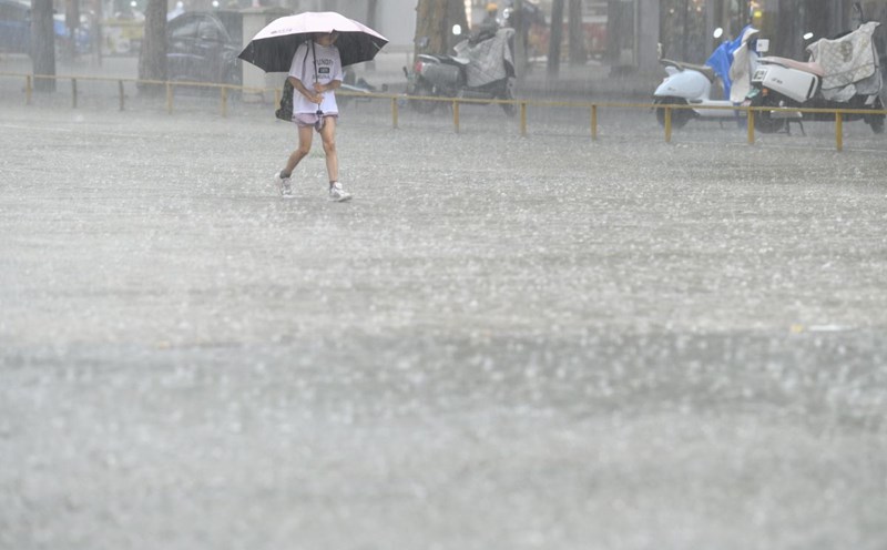 Heavy rain forecast in Guangxi, Guizhou, Hunan, and Hubei (China) will last until June 23. Photo: Xinhua