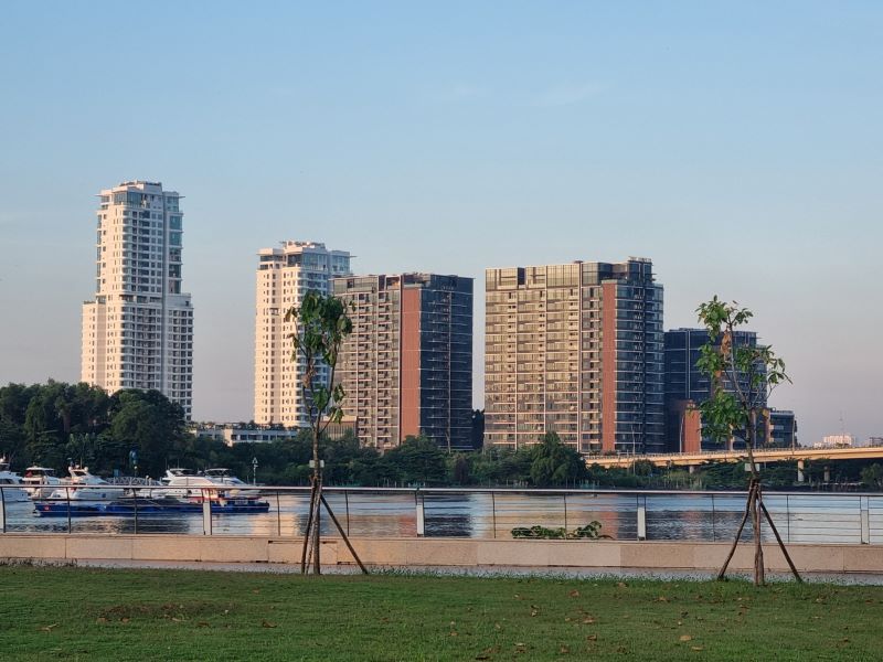 From July 1, 2025, apartments with 5 floors or more must buy compulsory fire and explosion insurance. Photo: Nam Duong