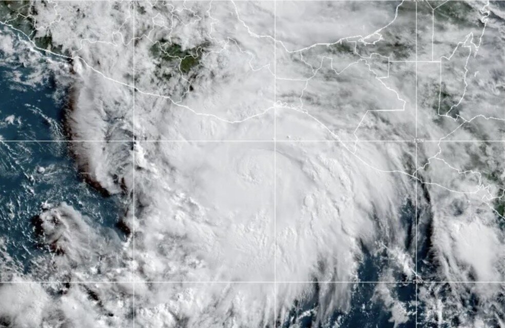 El huracan Erick es una tormenta numero 5 en el Pacifico Oriental, mientras que la temporada tormentosa en el Atlantico no se ha formado tormenta. Foto: NOAA
