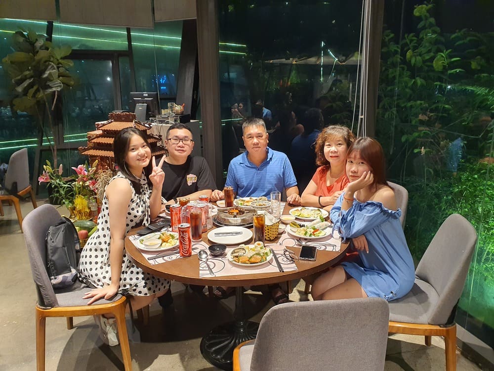 La comida de reunion ayudara a conectar a los miembros de la familia durante las vacaciones de verano. Foto: Tuan dat