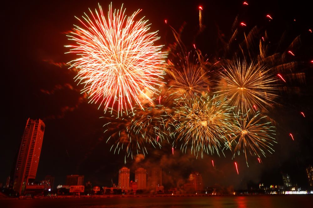 Los fuegos artificiales portugueses son apasionados en "The Music Festival for a Green Future". Foto: Tran Thi