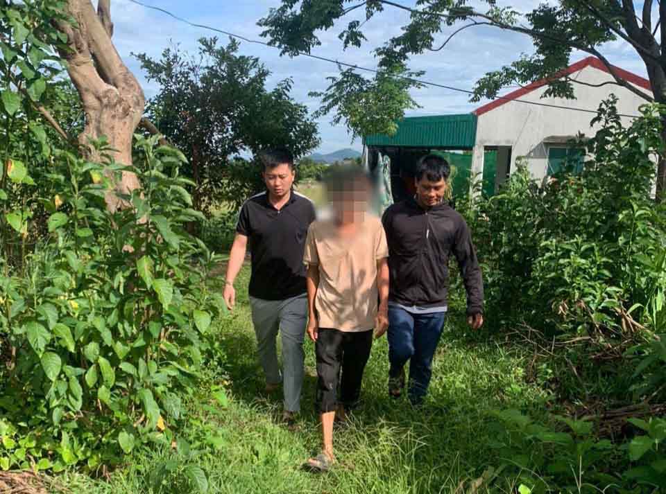 Subject S suffered from mental illness and was taken to the emergency room for treatment. Photo: Ha Tinh Police.