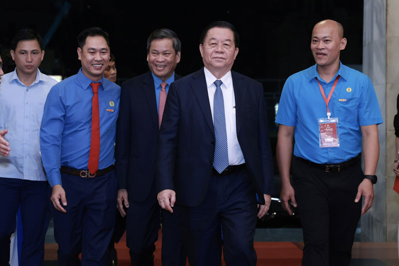 Ông Nguyễn Trọng Nghĩa - Ủy viên Bộ Chính trị, Bí thư Trung ương Đảng, Trưởng Ban Tuyên giáo và Dân vận Trung ương dự buổi lễ. Ảnh: Hải Nguyễn