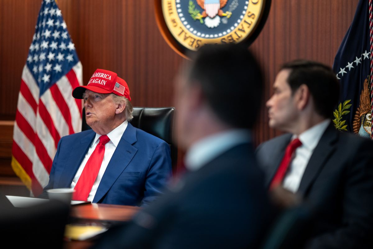 Tong thong My Donald Trump va cac tuong linh cao cap trong Phong Tinh huong, toi 21.6.2025. Anh: Nha Trang