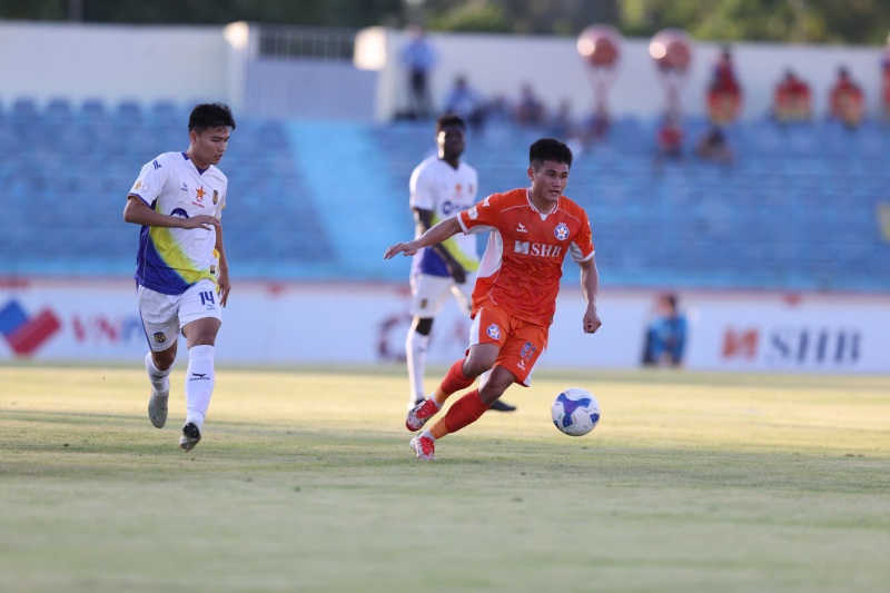 Da Nang can mot ket qua thuan loi de khong xuong hang truc tiep. Anh: Anh Dao