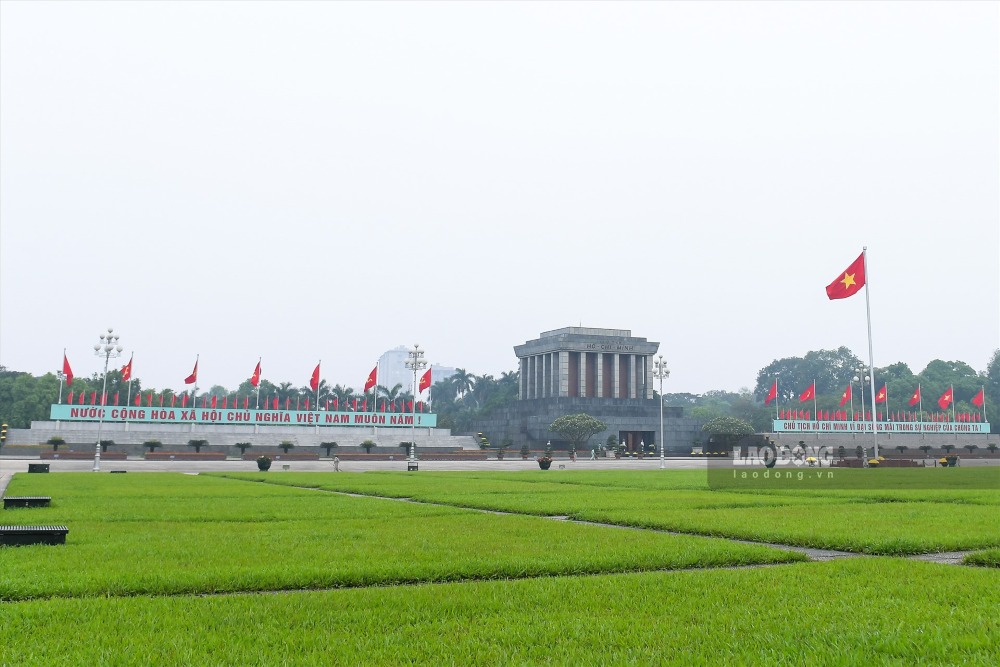 El Ministerio de Defensa acaba de anunciar la explicacion de la planificacion detallada del proyecto BA Dinh Square en la ciudad de Hanoi. Foto: Hijo Tung