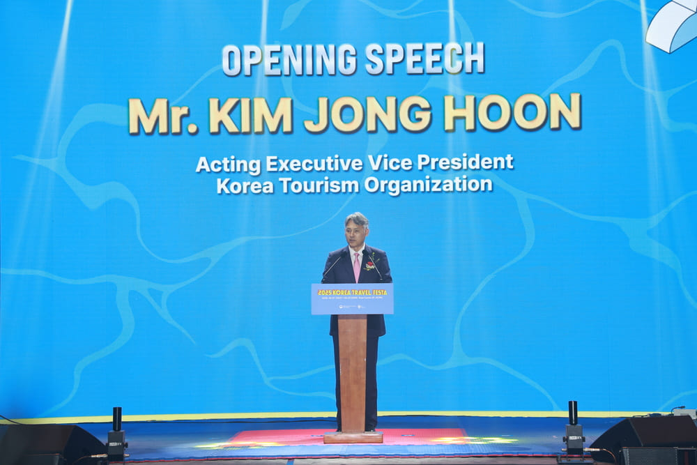 Quyen Pho Tong cuc truong Tong cuc Du lich Han Quoc - ong Kim Jong Hoon chia se
