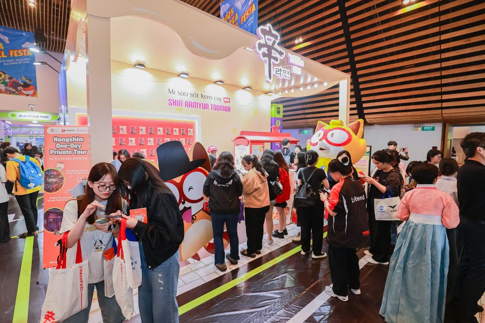 Many young people are eager to attend the 2025 Korean Tourism Festival. Photo: Organizing Committee
