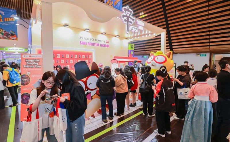 Many young people are eager to attend the 2025 Korean Tourism Festival. Photo: Organizing Committee