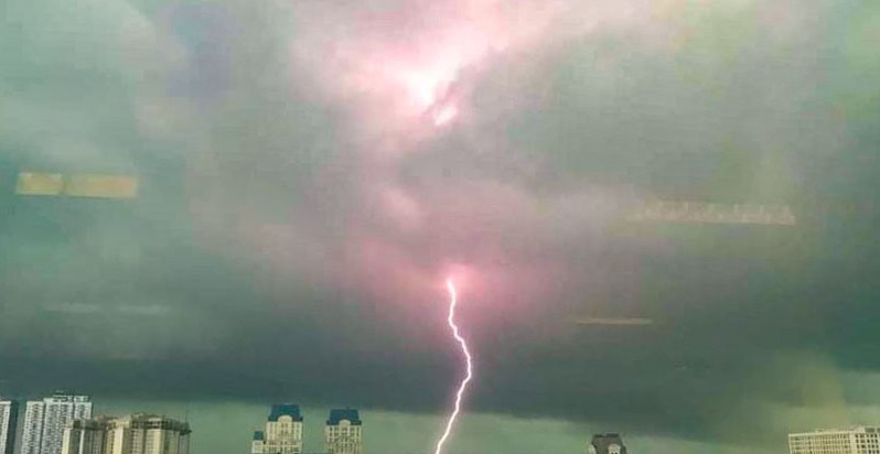 Northwest weather on June 23, with showers and thunderstorms in some places. Photo: Hoang Vu