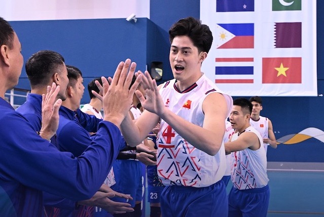 Reclutar voleibol masculino de Vietnam contra Taiwan (China) en el septimo partido. Foto: voleibol vietnamita