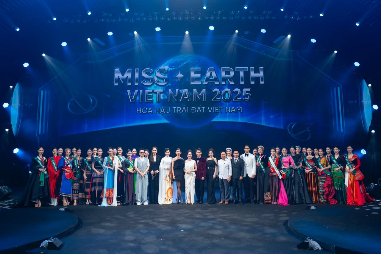 Cac thi sinh trong top 30 Miss Earth Vietnam 2025. Anh: Ban to chuc cuoc thi.
