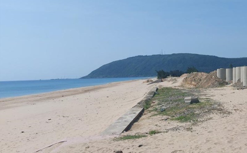 El area de la playa de Ky Nam Ward, Ky Anh Town, donde los pescadores fueron volcados. Foto: Tran Tuan