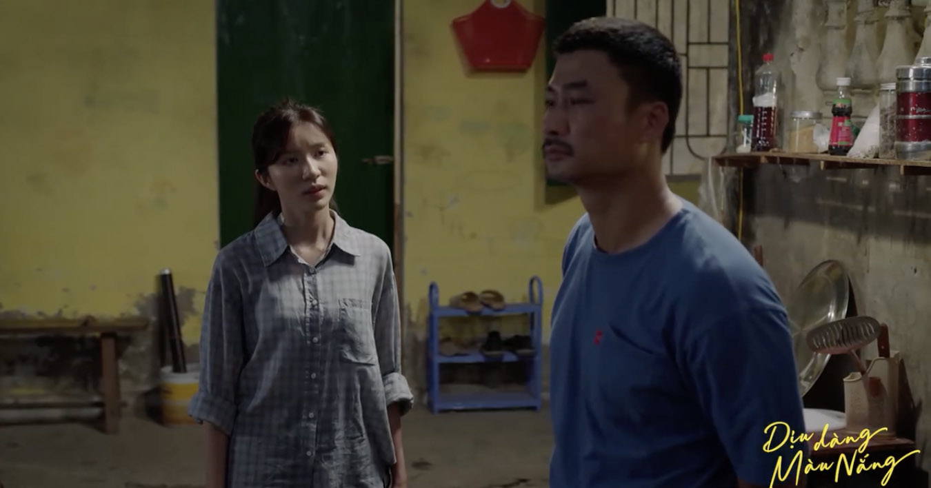 Xuan than tho ve viec Bac bo be Khoai trong “Diu dang mau nang” tap 15. Anh: VFC.