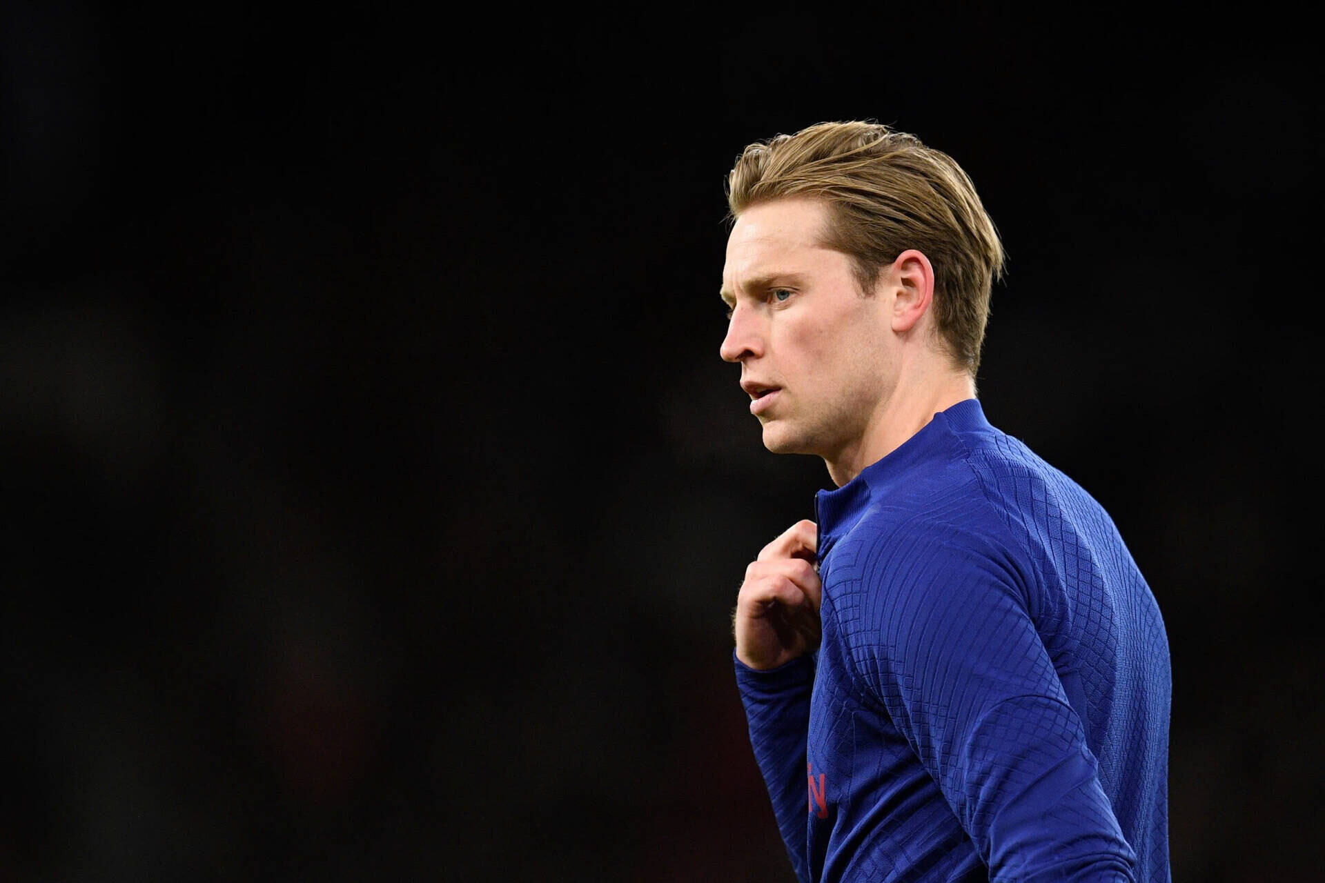 Barcelona decidira retener a Frenkie de Jong.  Foto: AFP