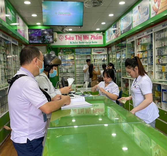 Nhu cau tim kiem kien thuc, tu van suc khoe ngay cang tang. Anh: Nha thuoc Viet