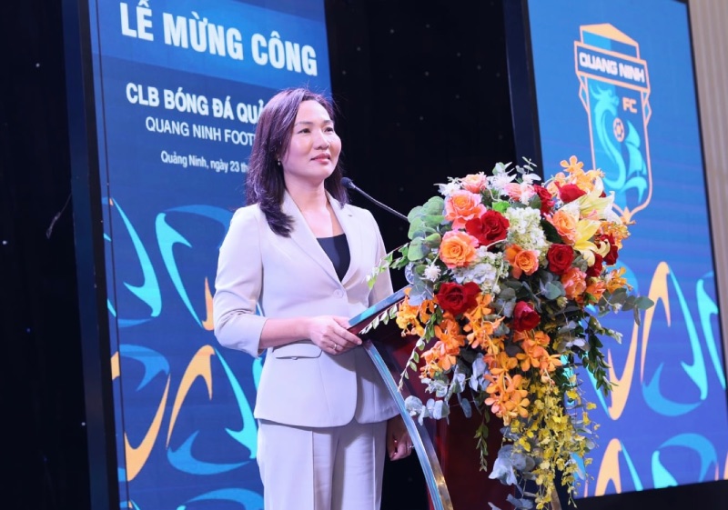 Ba Nguyen Thi Hanh - Pho Chu tich Uy ban nhan dan tinh Quang Ninh phat bieu tai buoi le. Anh: QNFC