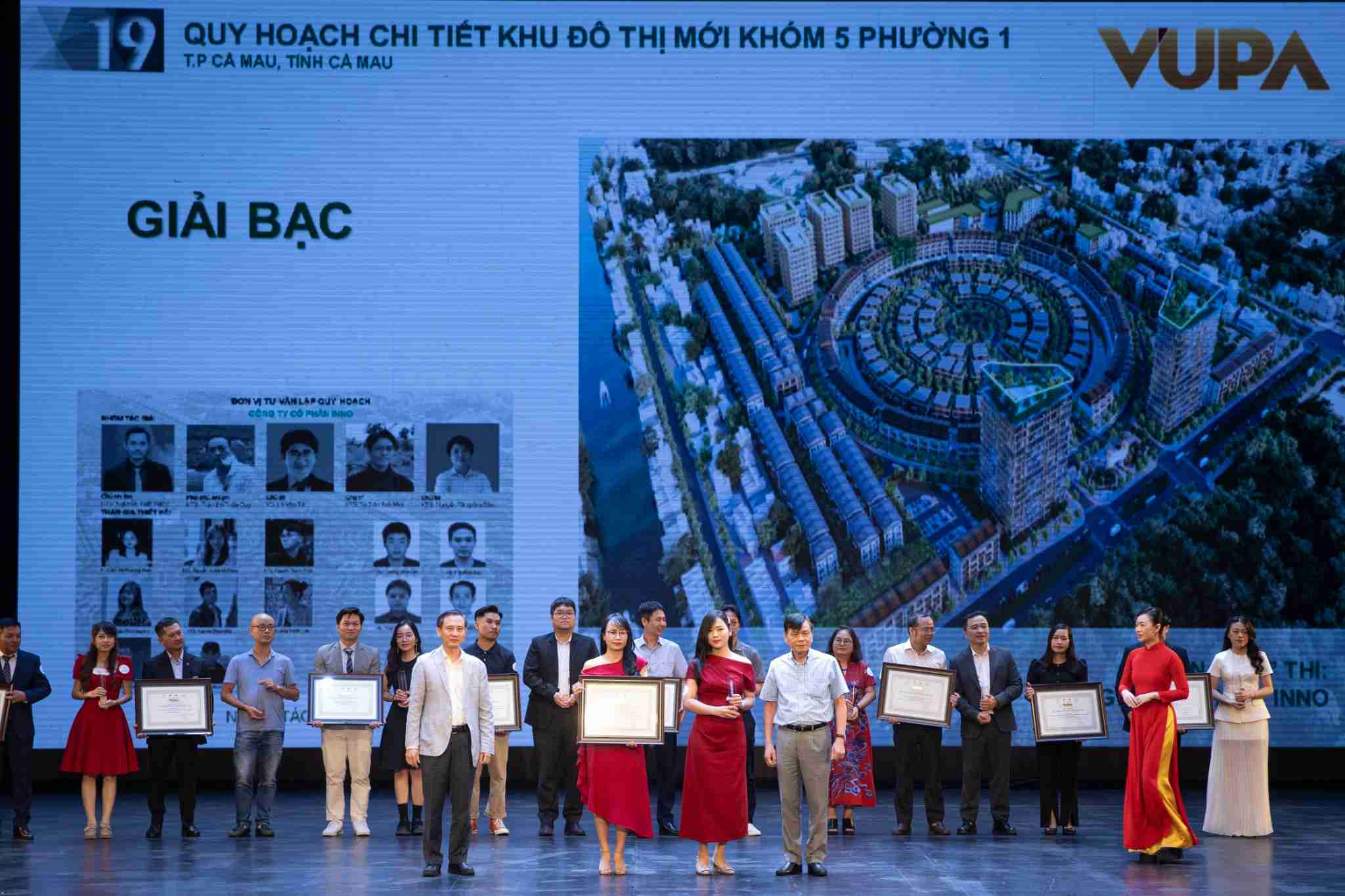 Hai do an/du an cua T&T Group duoc vinh danh giai Bac va giai Dong. Anh T&T Group