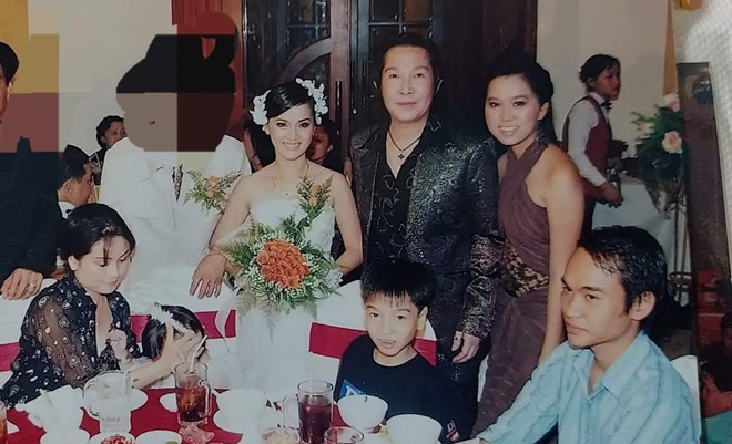 Artist Vu Linh attended Hong Loan's wedding 19 years ago. Photo: Hong Loan