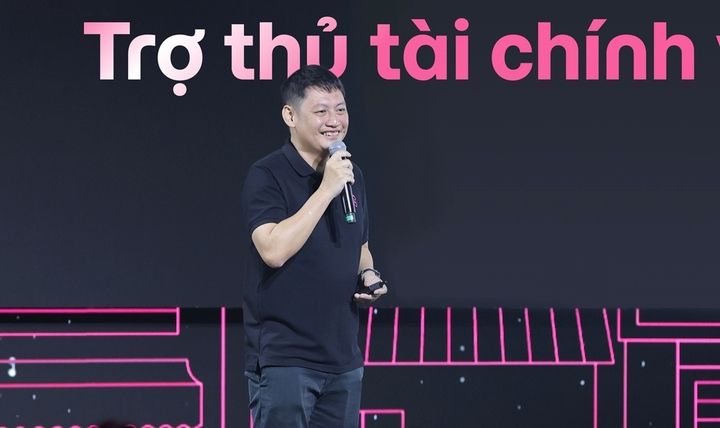 Ong Nguyen Manh Tuong va doi ngu lanh dao MoMo gop mat tai cac dien dan, hiep hoi dong hanh sat sao voi tien trinh xay dung chinh sach cua Nha nuoc. Anh: Momo
