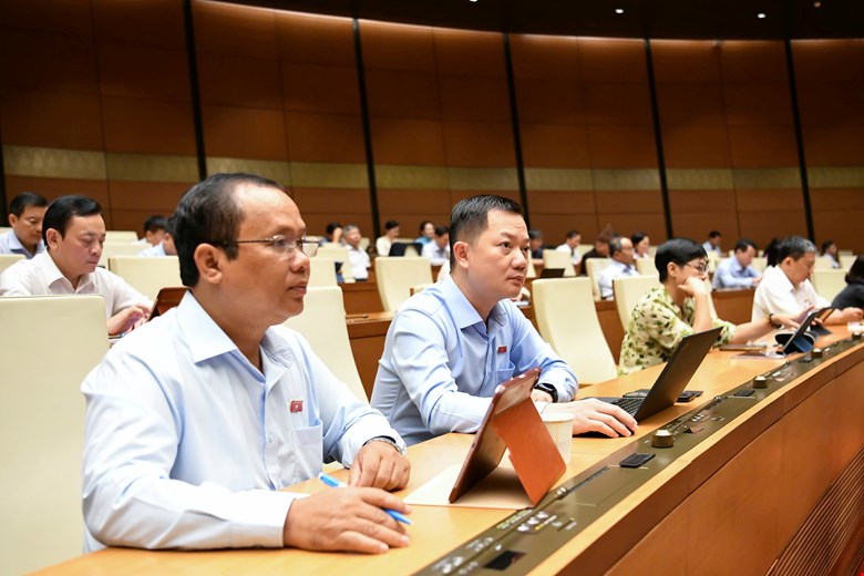 Quoc hoi bieu quyet thong qua Luat sua doi, bo sung mot so dieu cua Luat To chuc Vien kiem sat nhan dan. Anh: Quochoi.vn
