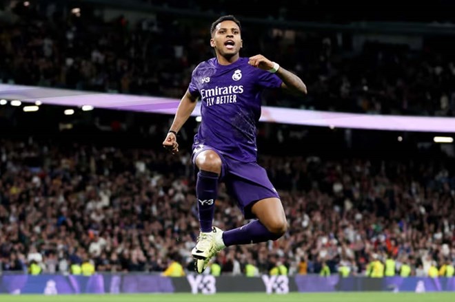 Rodrygo la mau tien dao co the choi moi vi tri tren hang cong, noi bat nhat la canh phai. Anh: AFP