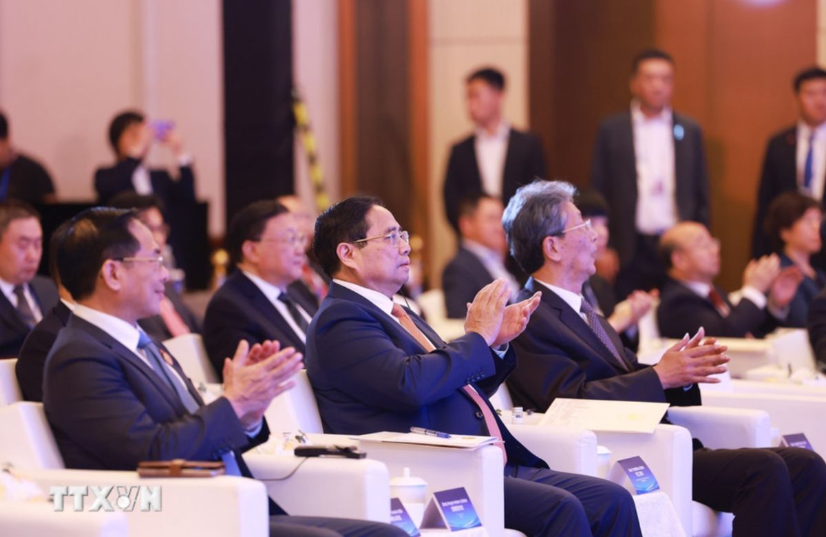 Miembro del Politburo, el primer ministro Pham Minh Chinh asistio al Foro de Conexion de Negocios Vietnam -China. Foto: VNA